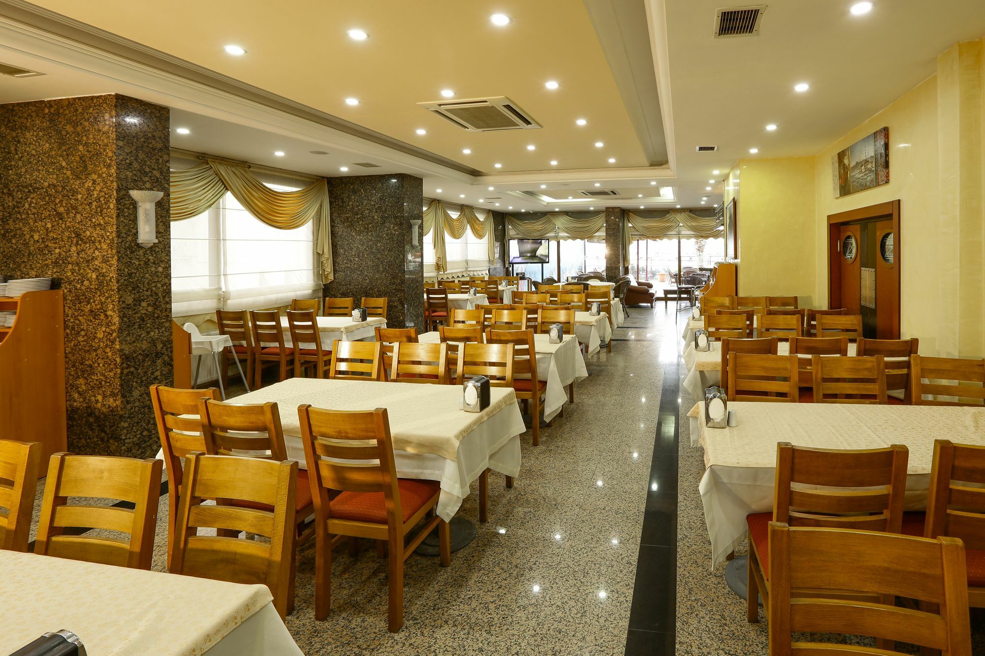 Kayhanbey Hotel Kusadası Exteriör bild