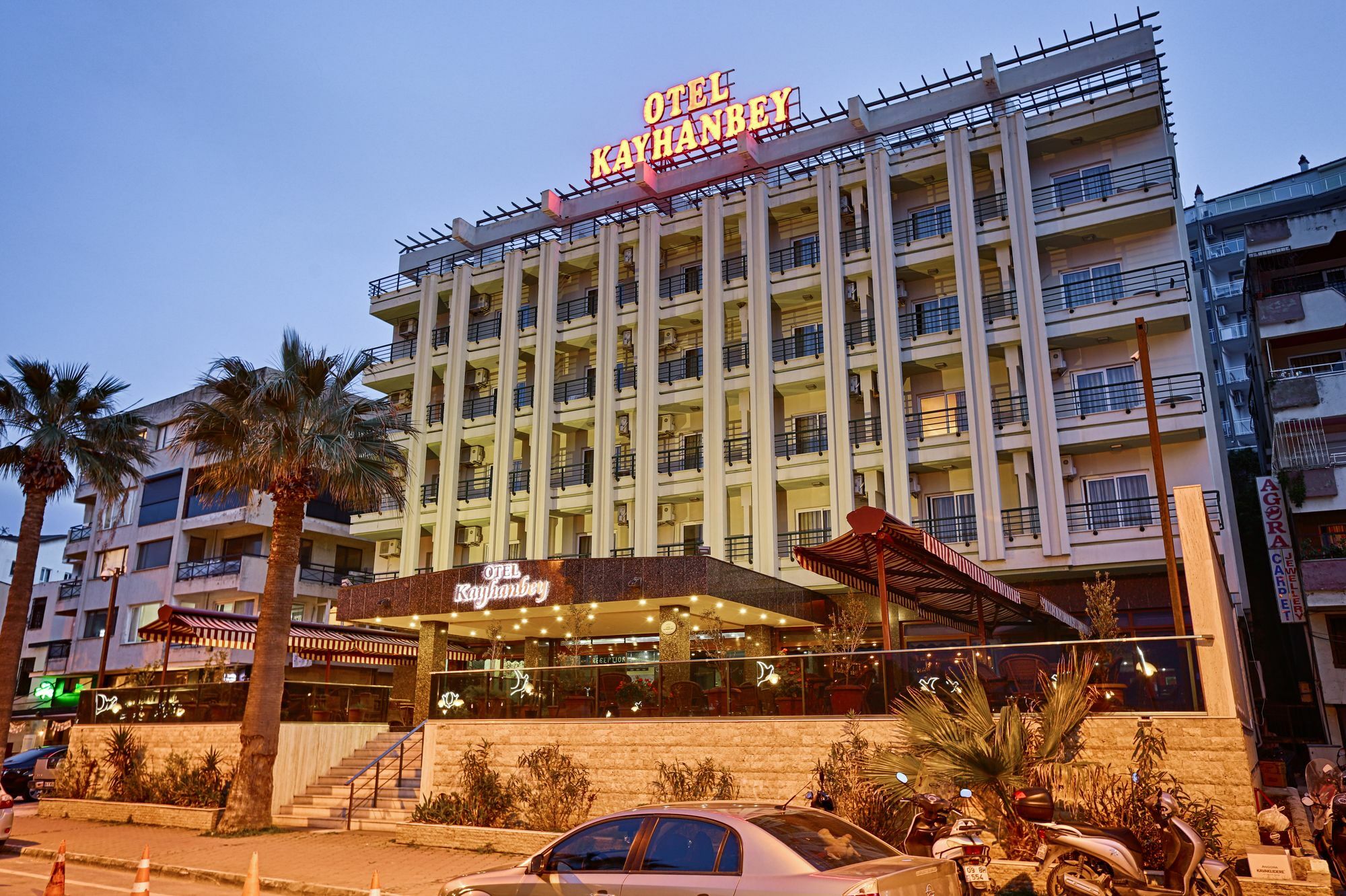 Kayhanbey Hotel Kusadası Exteriör bild