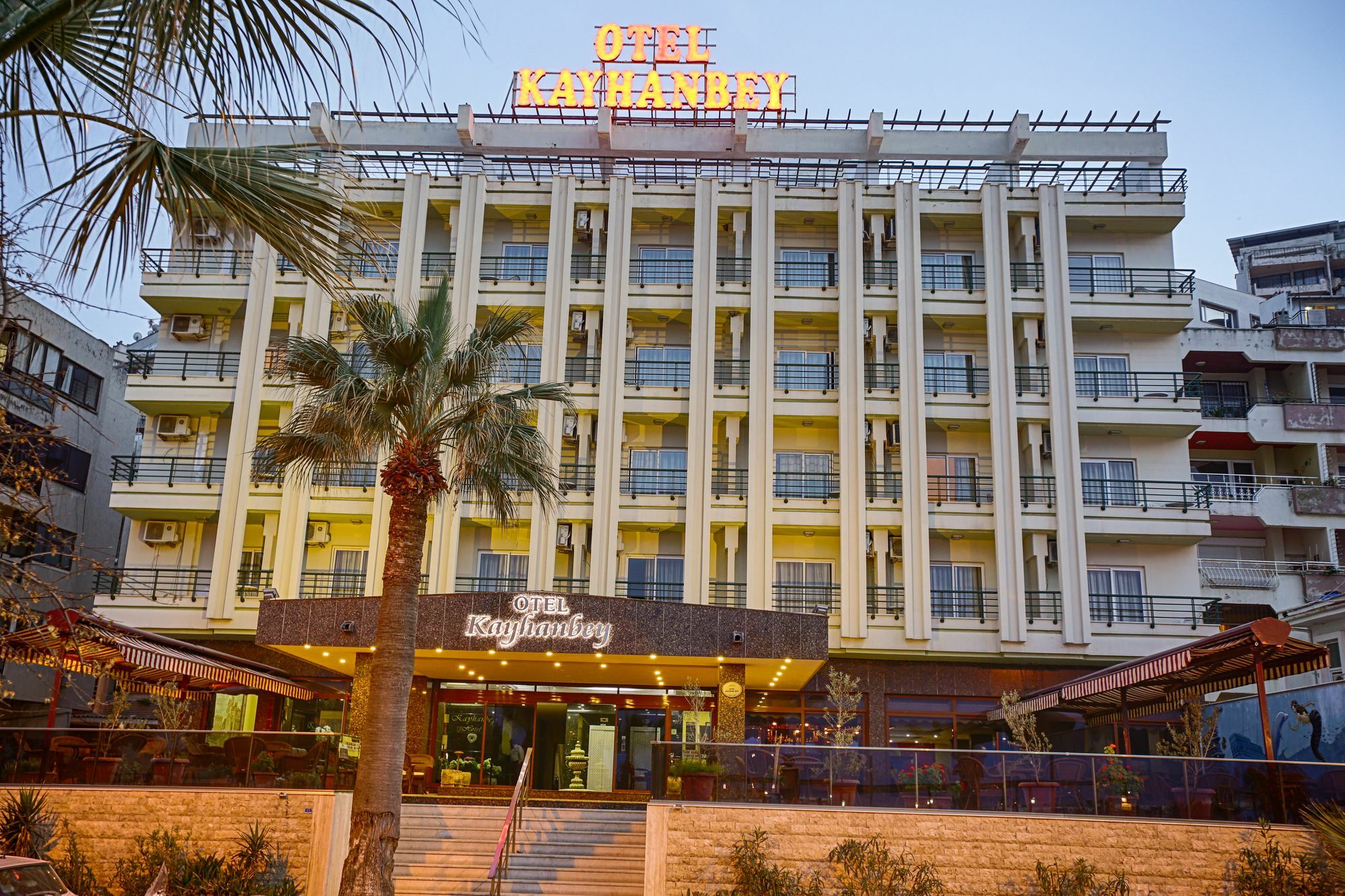 Kayhanbey Hotel Kusadası Exteriör bild